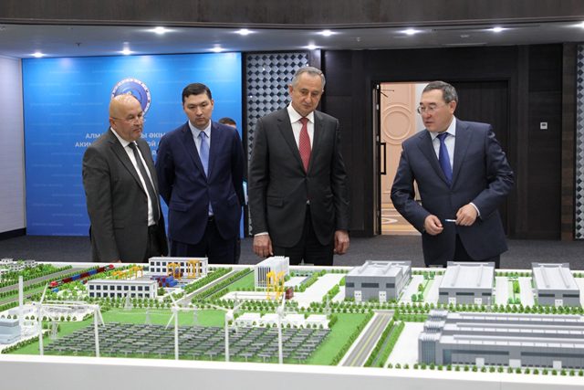 Рабочая поездка Председателя области Давлатали Саида в Республику Казахстан