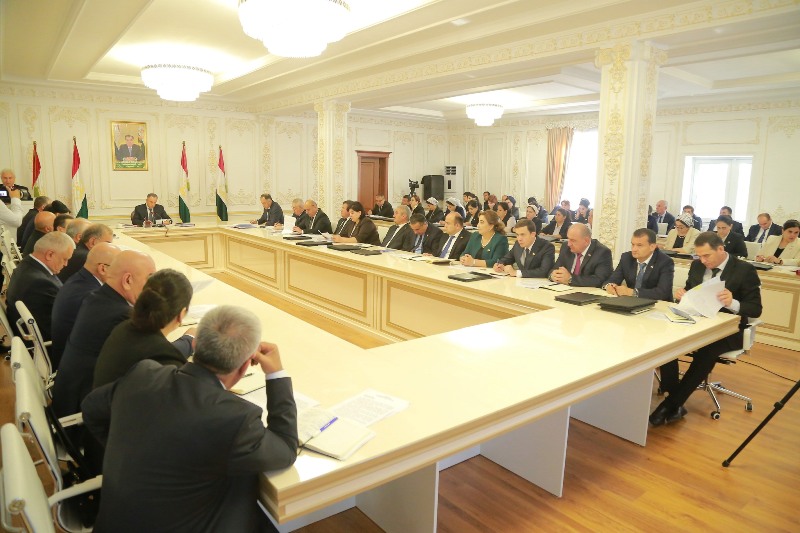 СОСТОЯЛАСЬ ТРЕТЬЯ СЕССИЯ НАРОДНЫХ ДЕПУТАТОВ СЕДЬМОГО СОЗЫВА ХАТЛОНСКОЙ ОБЛАСТИ