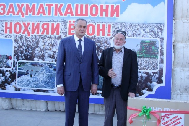 РАБОЧАЯ ПОЕЗДКА ПРЕДСЕДАТЕЛЯ ХАТЛОНСКОЙ ОБЛАСТИ В ЯВАНСКИЙ РАЙОН