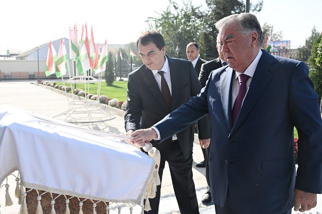 Сдача в эксплуатацию нового здания Управления образования Дангаринского района